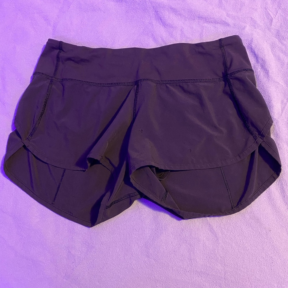 navy blue lululemon shorts